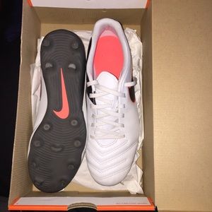 NIKE SOCCER CLEATS!!!!!!!!!!